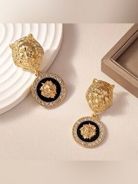 Lion Drop Earring